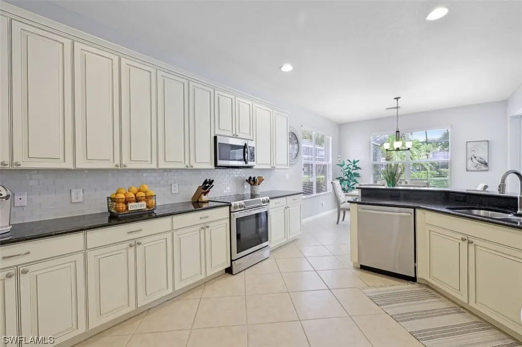 10270 Cobble Hill Road Bonita Springs FL 34135