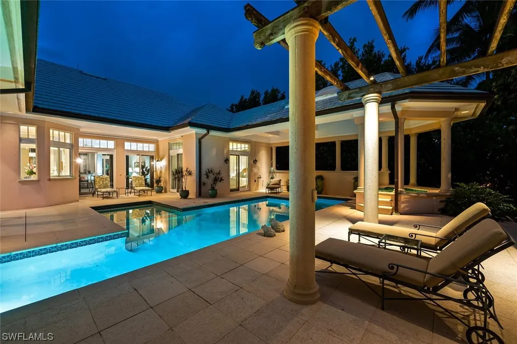299 Little Harbour Lane Naples FL 34102