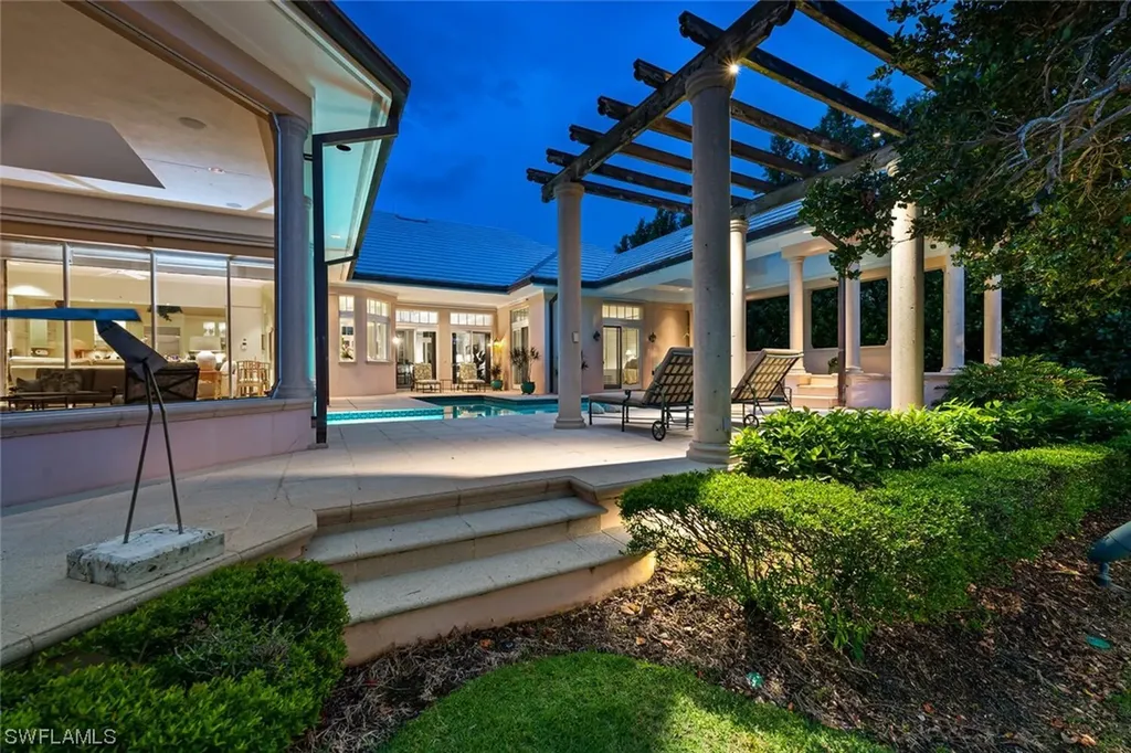 299 Little Harbour Lane Naples FL 34102
