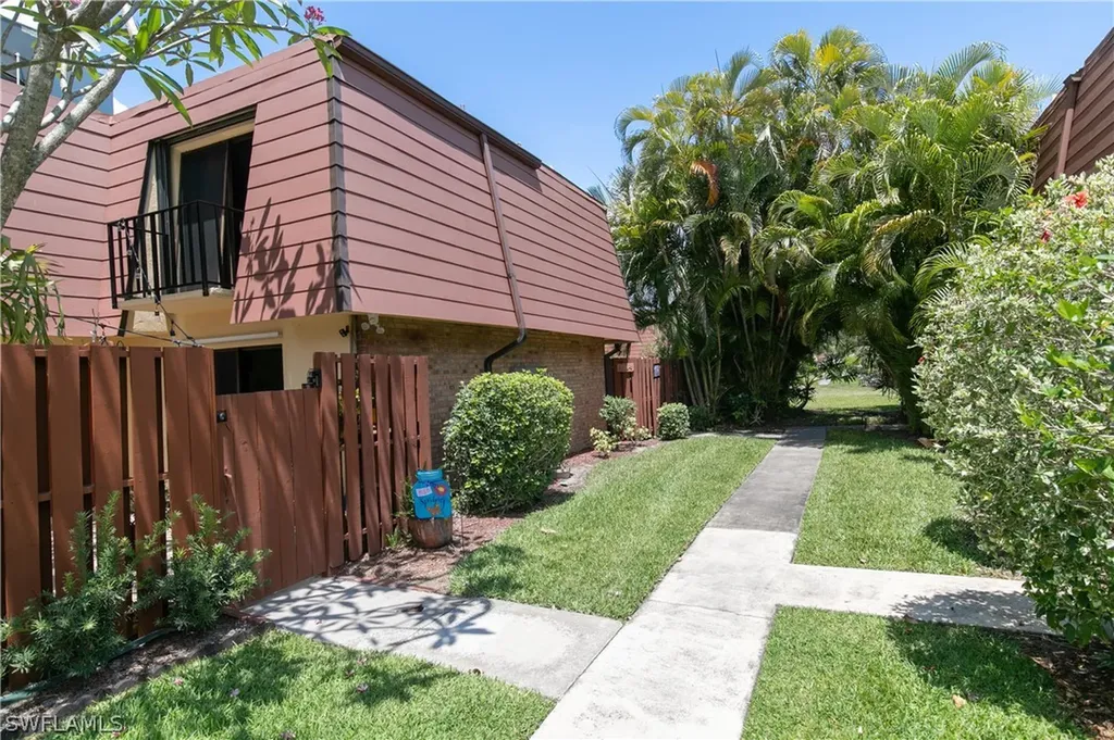 12338 Woodrose Court Fort Myers FL 33907