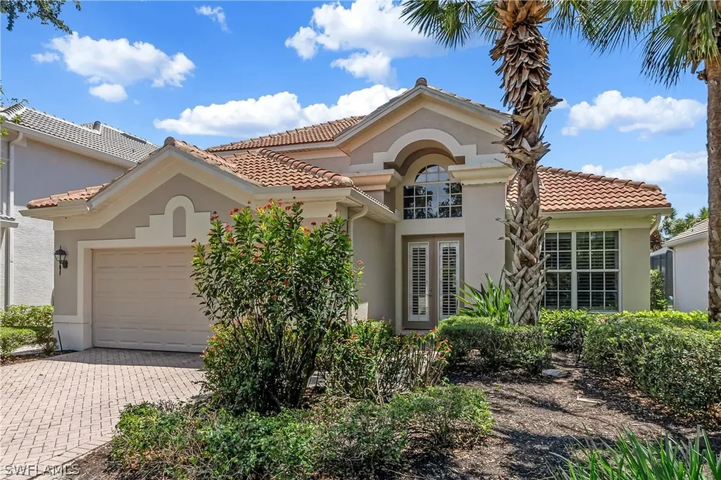 12958 Brynwood Way Naples FL 34105