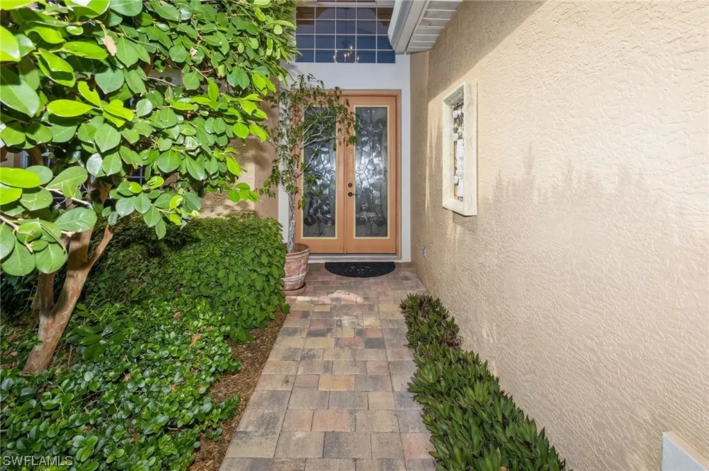 8809 Ventura Way Naples FL 34109