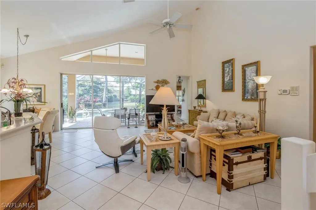 8809 Ventura Way Naples FL 34109