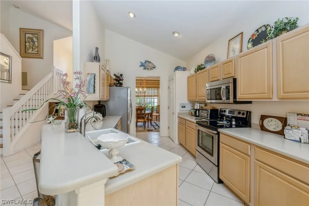 8809 Ventura Way Naples FL 34109