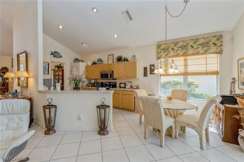 8809 Ventura Way Naples FL 34109