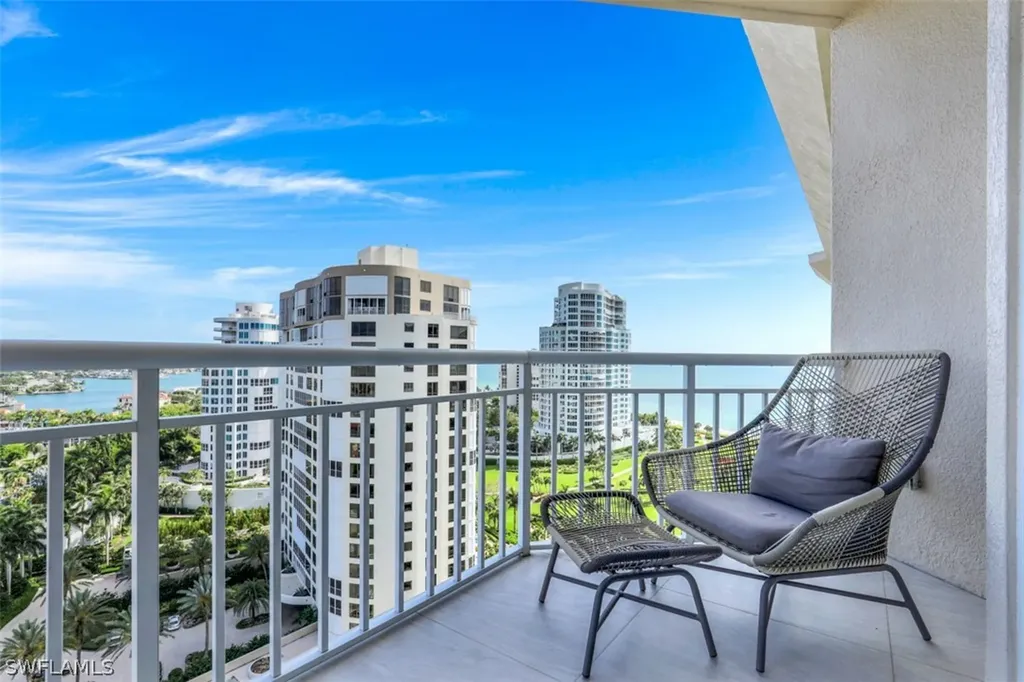 4255 Gulf Shore Boulevard N Naples FL 34103
