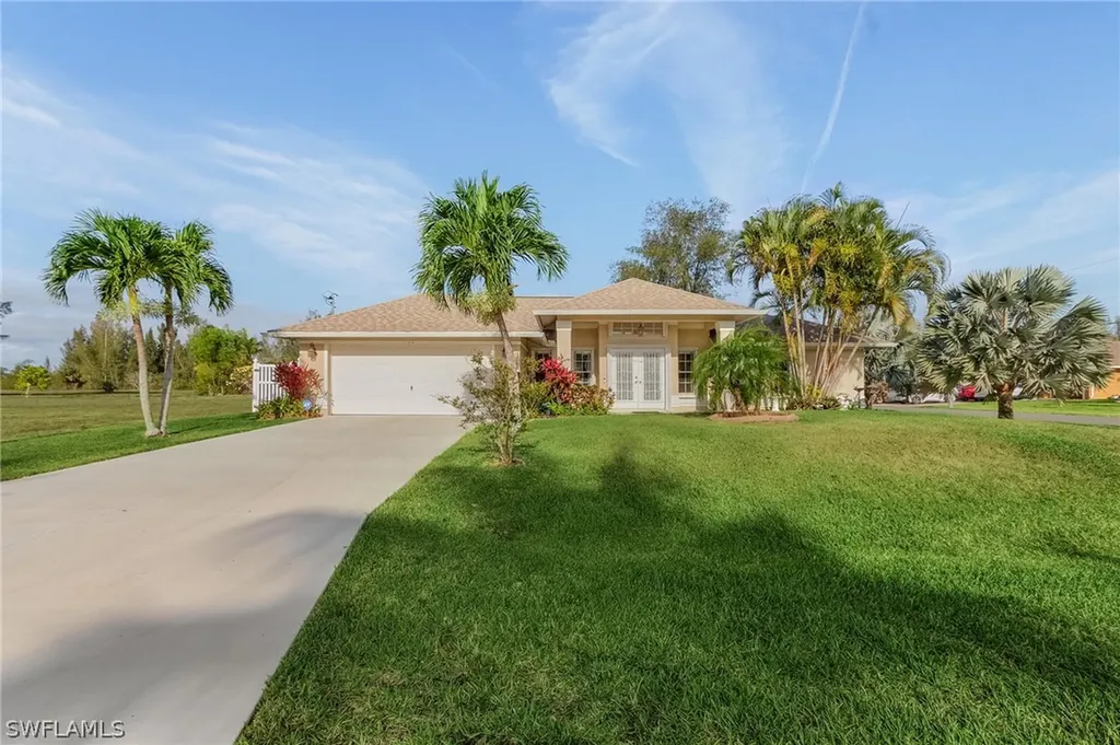 104 SW 39th Place Cape Coral FL 33991