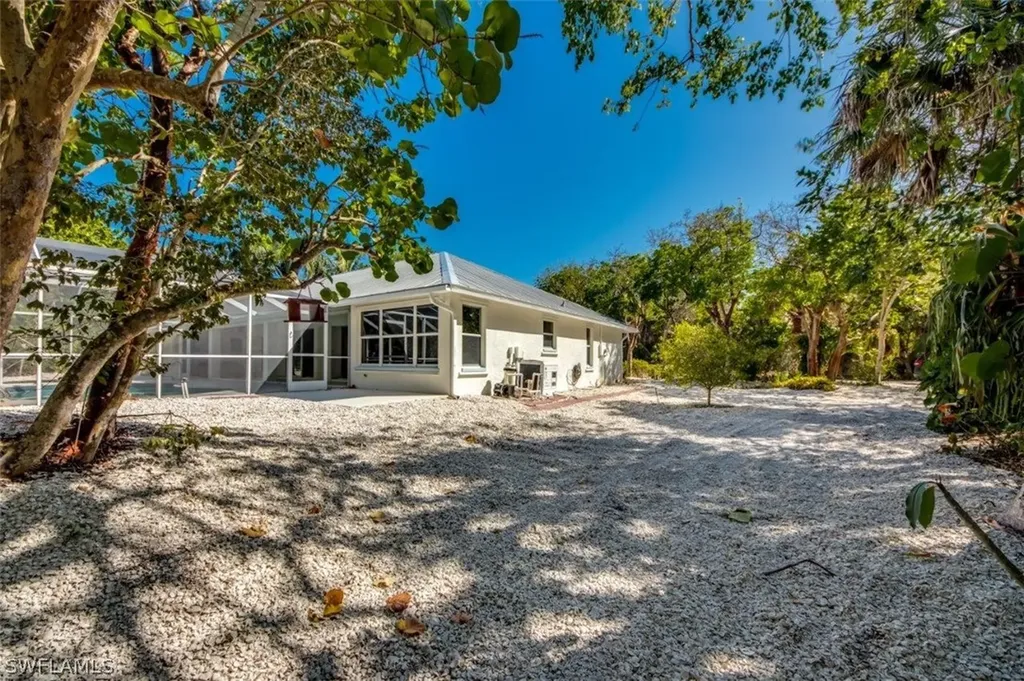 1985 Wild Lime Drive Sanibel FL 33957