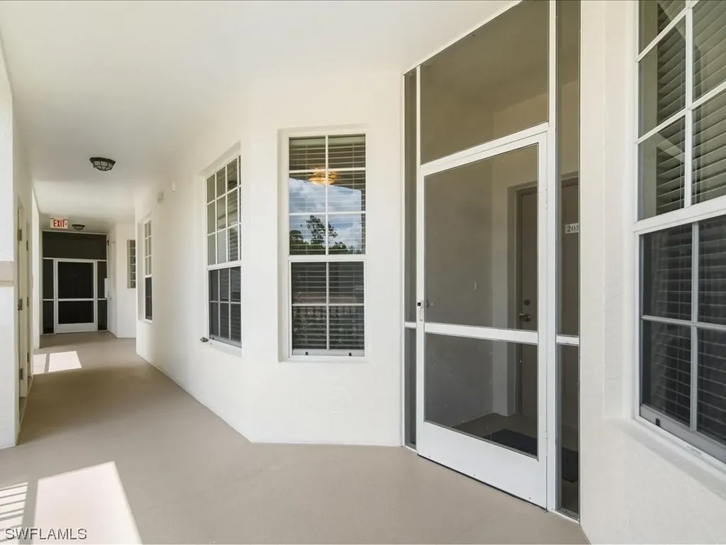 8241 Parkstone Place Naples FL 34120