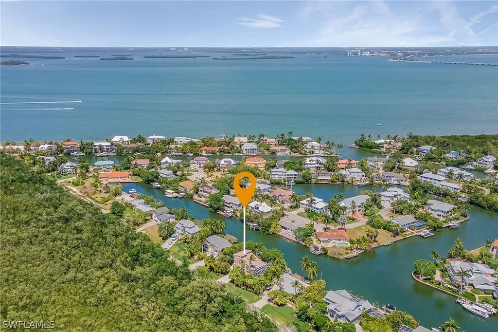 1710 Dixie Beach Boulevard Sanibel FL 33957