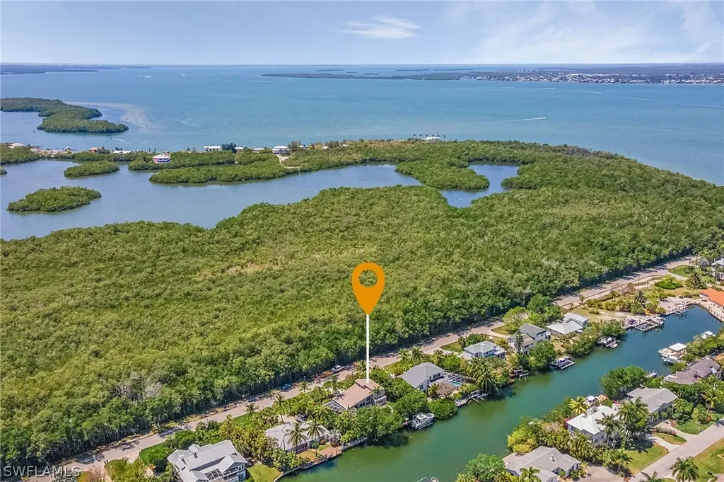 1710 Dixie Beach Boulevard Sanibel FL 33957