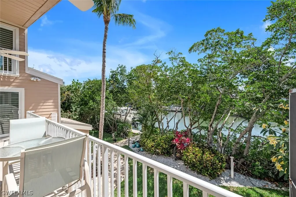 1710 Dixie Beach Boulevard Sanibel FL 33957