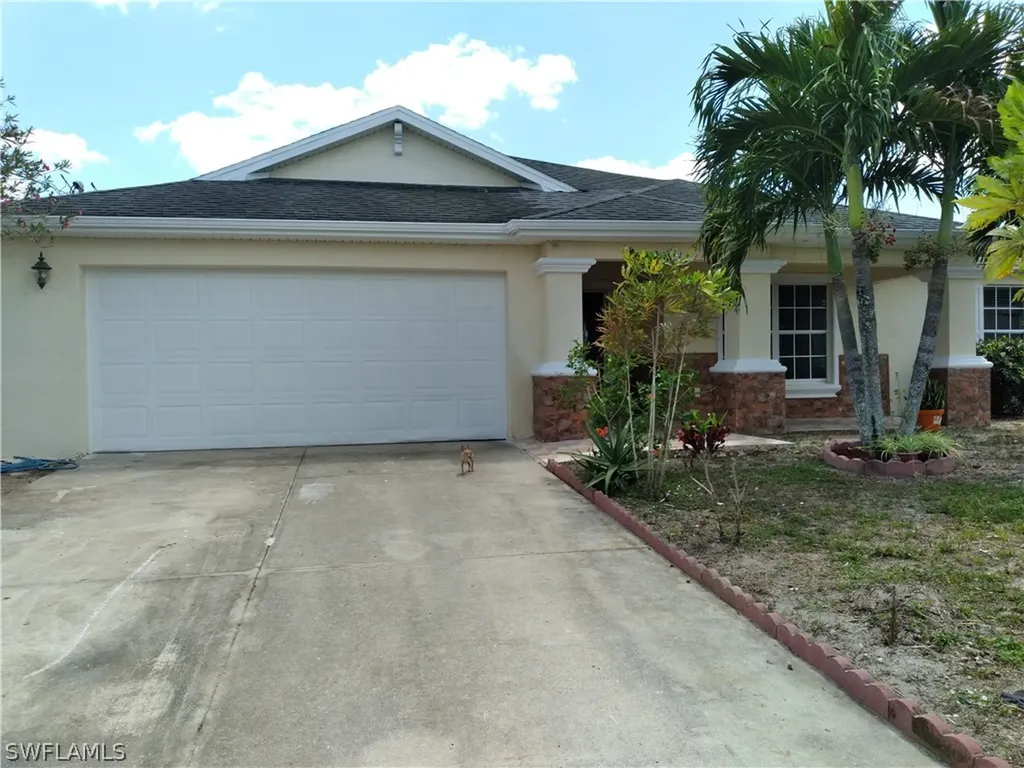 4003 16th Street SW Lehigh Acres FL 33976