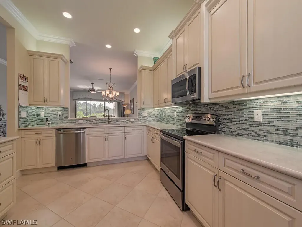 13477 Mandarin Circle Naples FL 34109