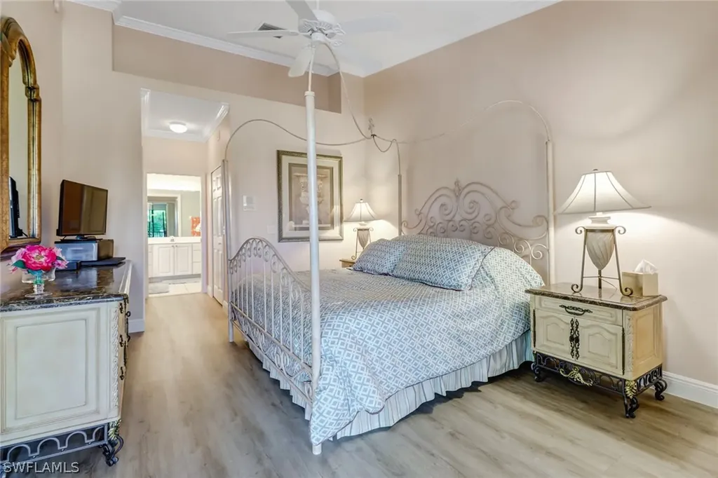 5665 Heron Lane Naples FL 34110