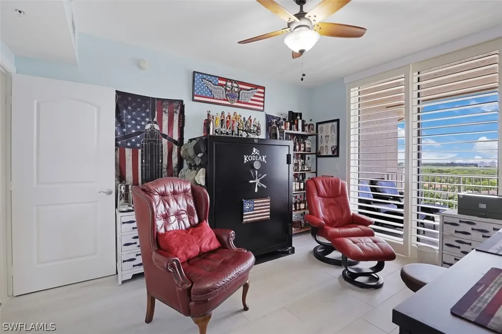 2090 W 1st Street Fort Myers FL 33901