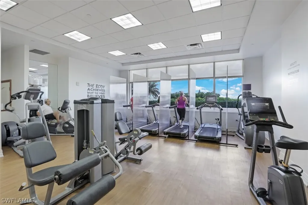 2090 W 1st Street Fort Myers FL 33901