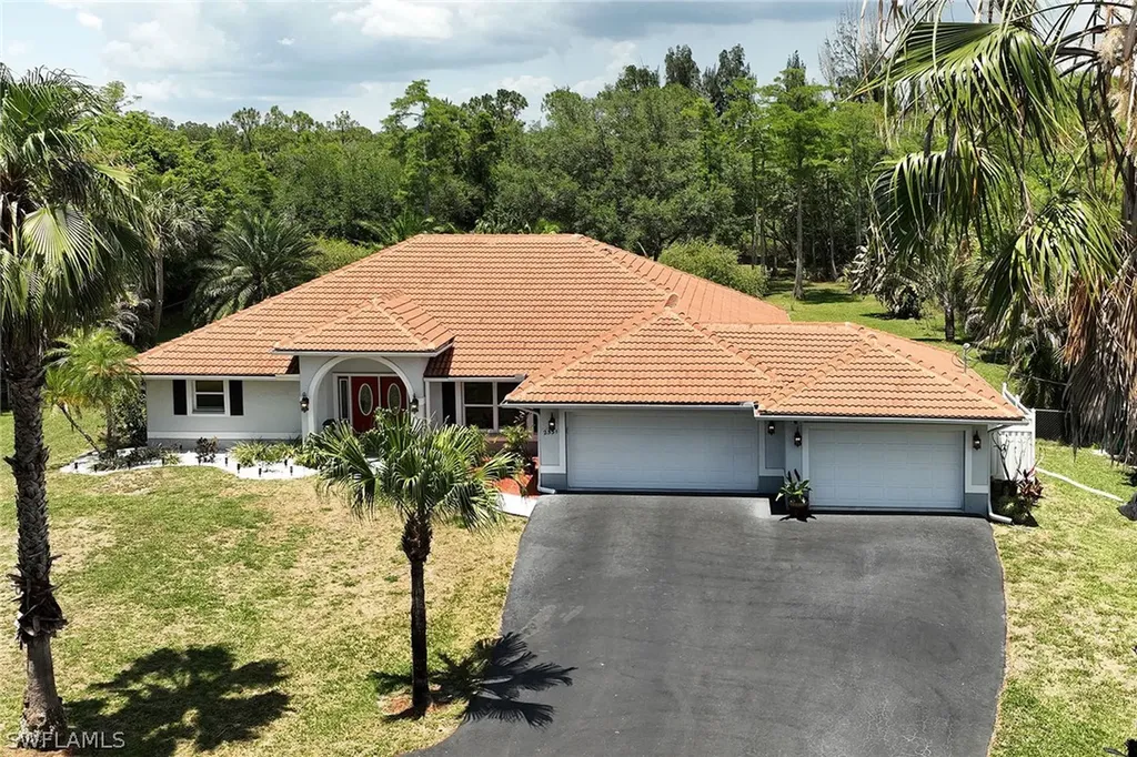 2531 White Boulevard Naples FL 34117