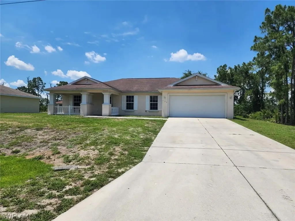 835 Vance Street E Lehigh Acres FL 33974