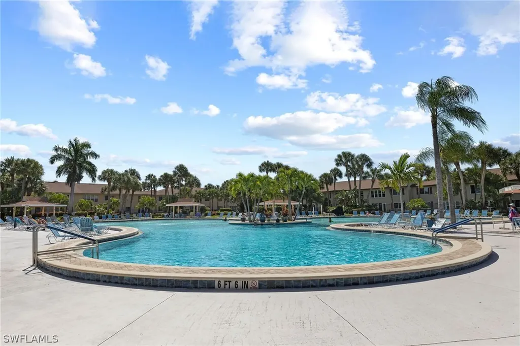 4230 Jack Frost Court Naples FL 34112