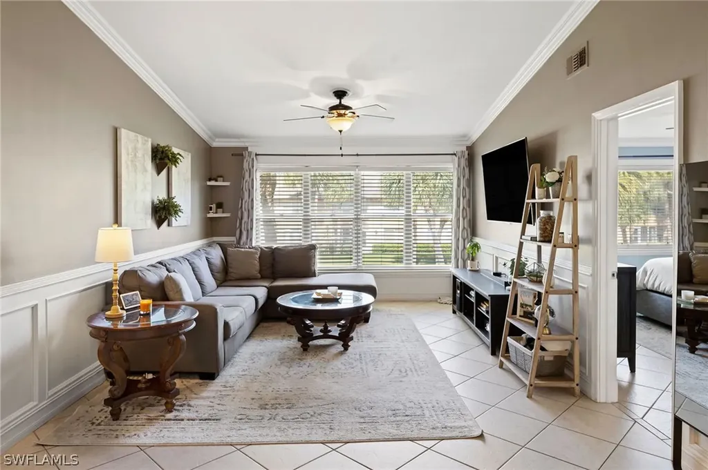 4230 Jack Frost Court Naples FL 34112