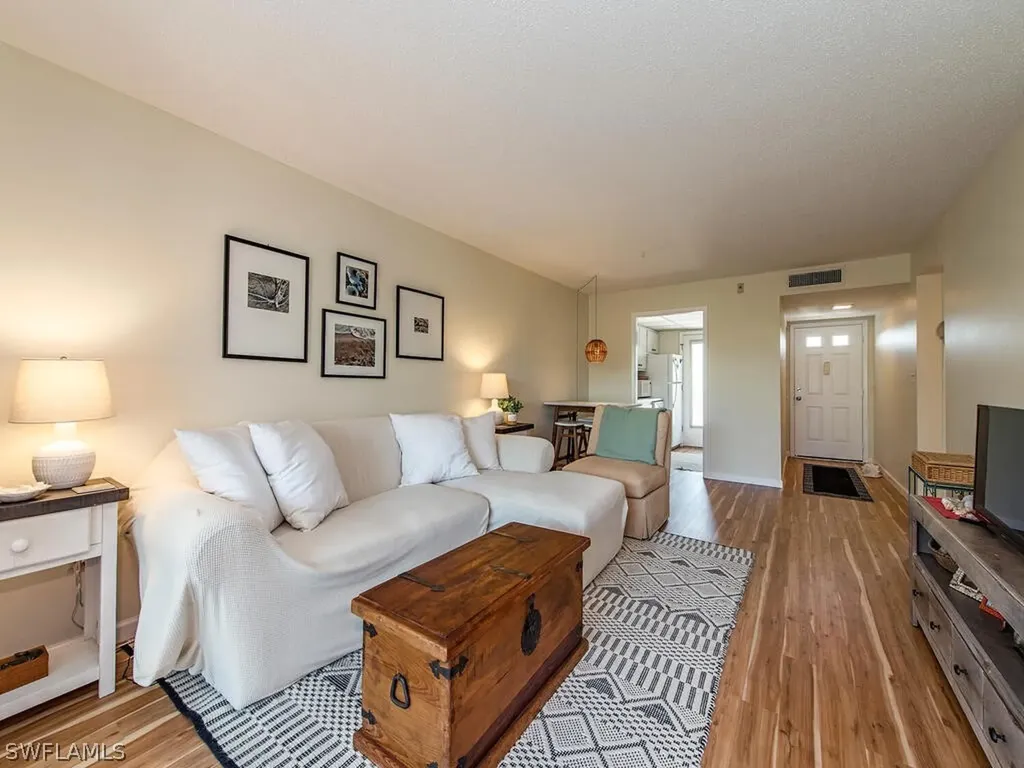 1021 3rd Street S Naples FL 34102