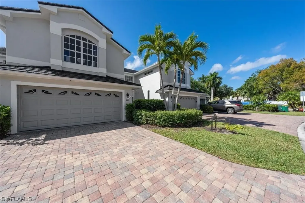 5866 Three Iron Drive Naples FL 34110