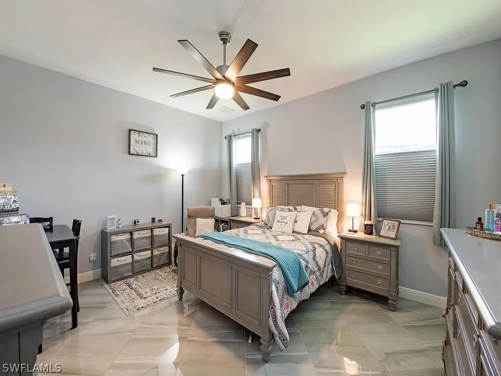 18619 Candletree Court Naples FL 34114