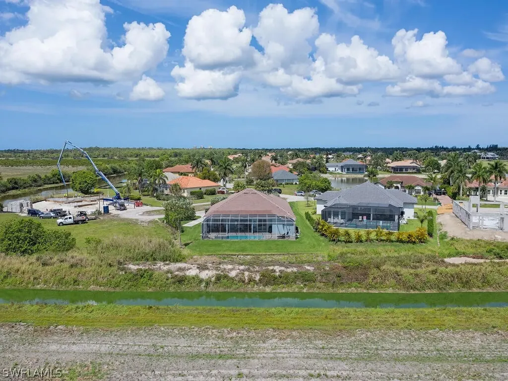 18619 Candletree Court Naples FL 34114