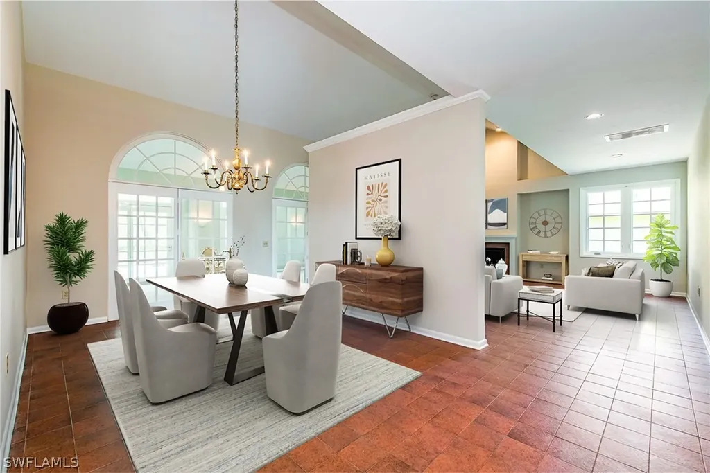 2273 Queens Way Naples FL 34112