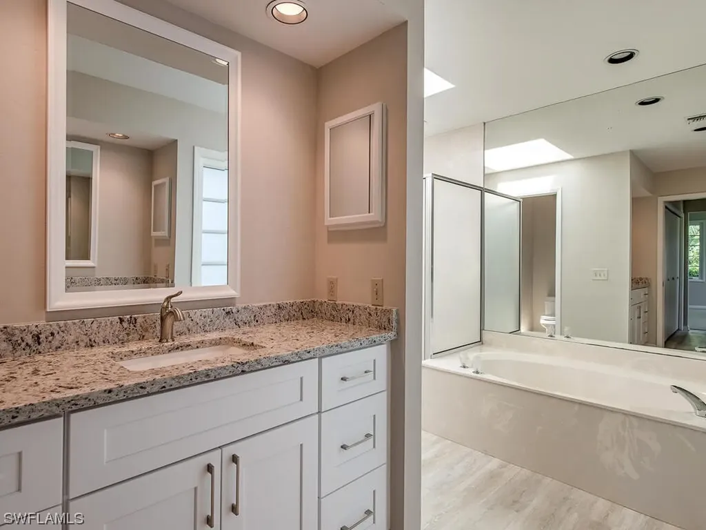 2273 Queens Way Naples FL 34112