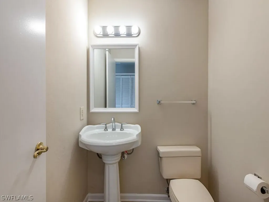 2273 Queens Way Naples FL 34112