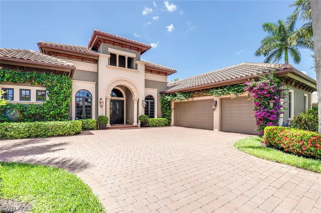 7409 Byrons Way Naples FL 34113