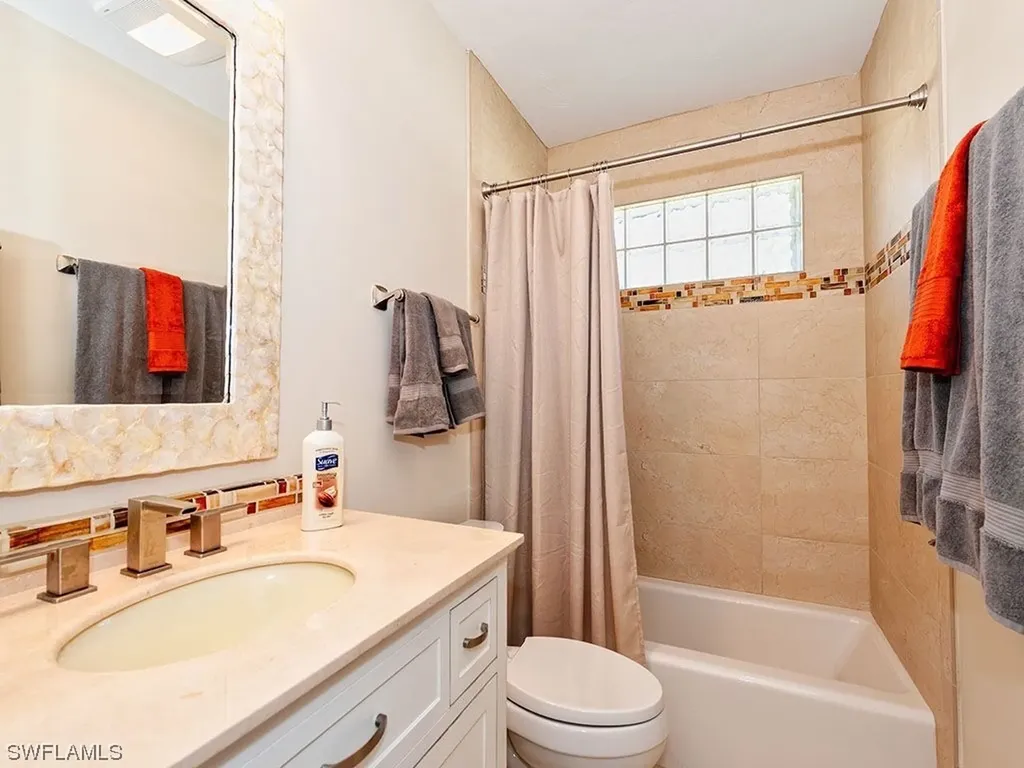 359 Conners Avenue Naples FL 34108