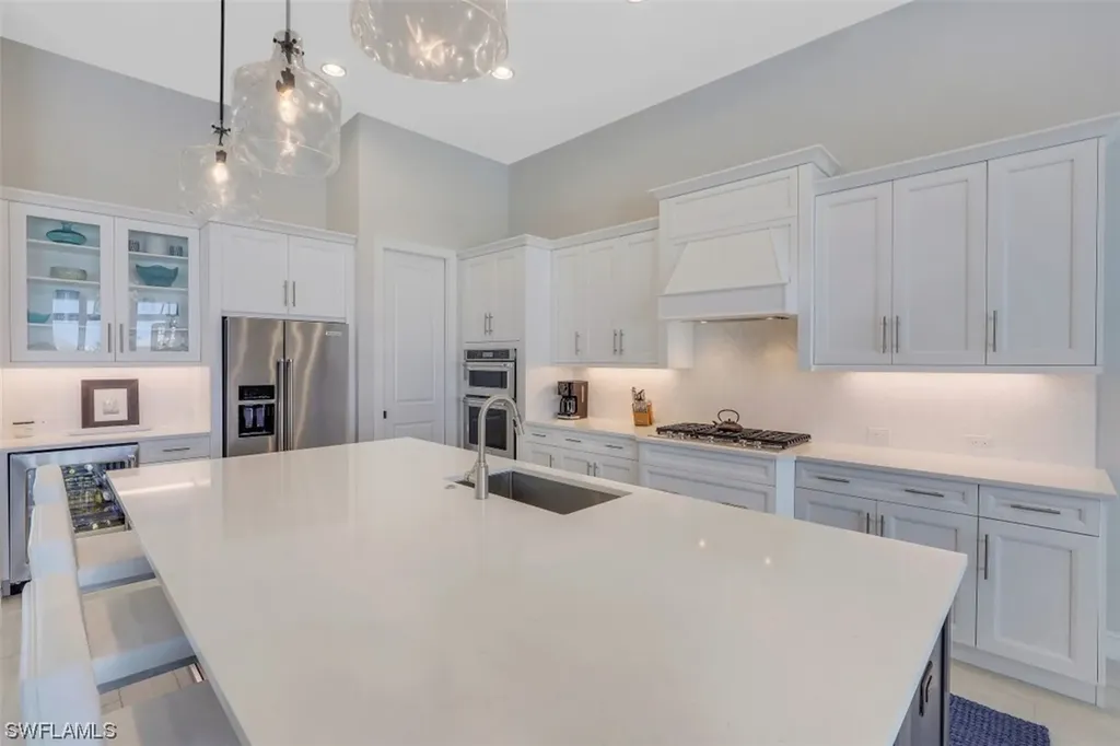 6233 Union Island Way Naples FL 34113