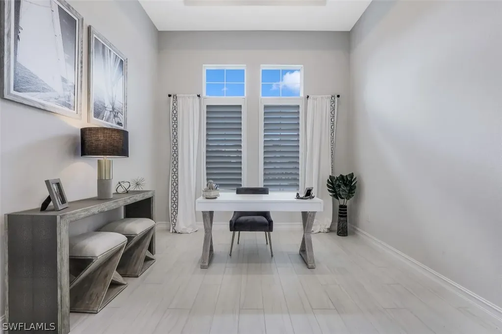 6233 Union Island Way Naples FL 34113