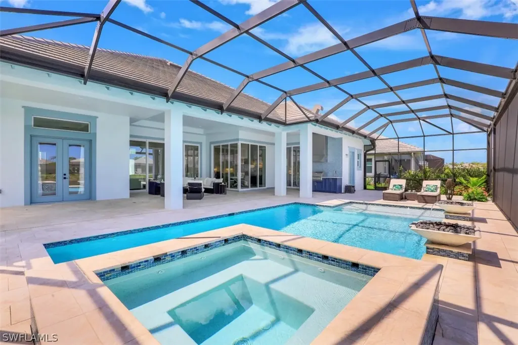 6233 Union Island Way Naples FL 34113