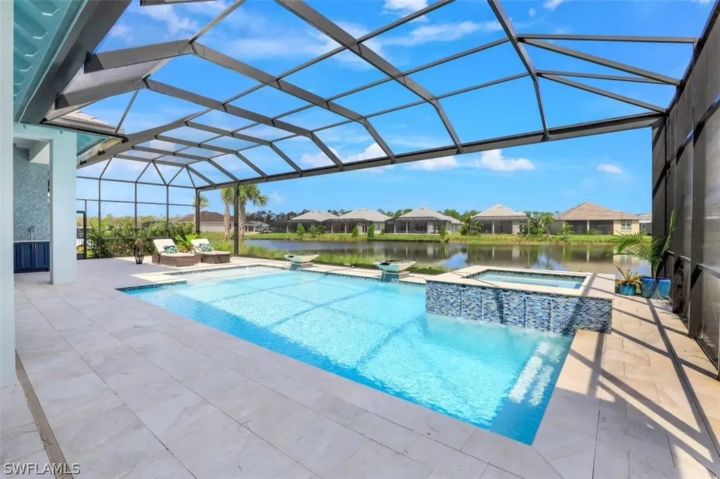 6233 Union Island Way Naples FL 34113