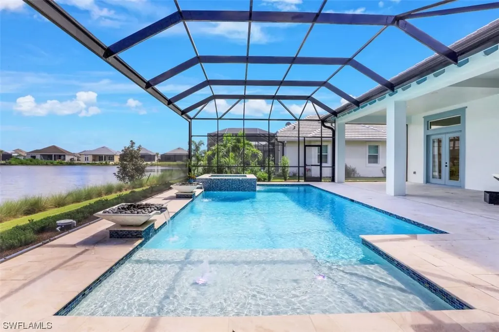 6233 Union Island Way Naples FL 34113