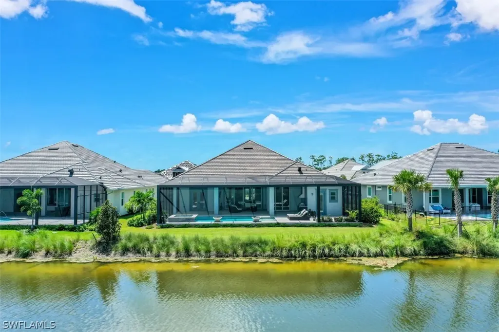 6233 Union Island Way Naples FL 34113
