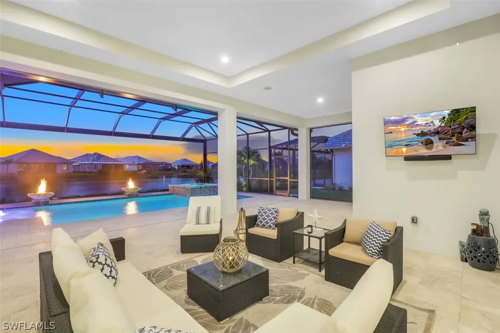 6233 Union Island Way Naples FL 34113