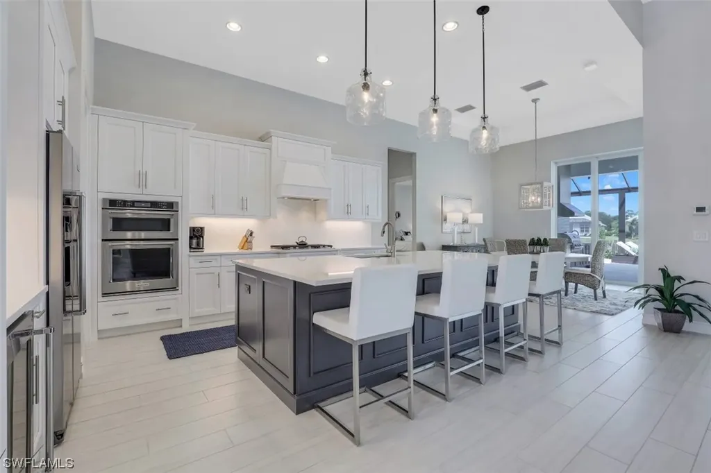 6233 Union Island Way Naples FL 34113