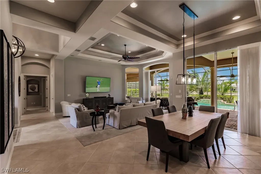 8898 Shenendoah Circle Naples FL 34113