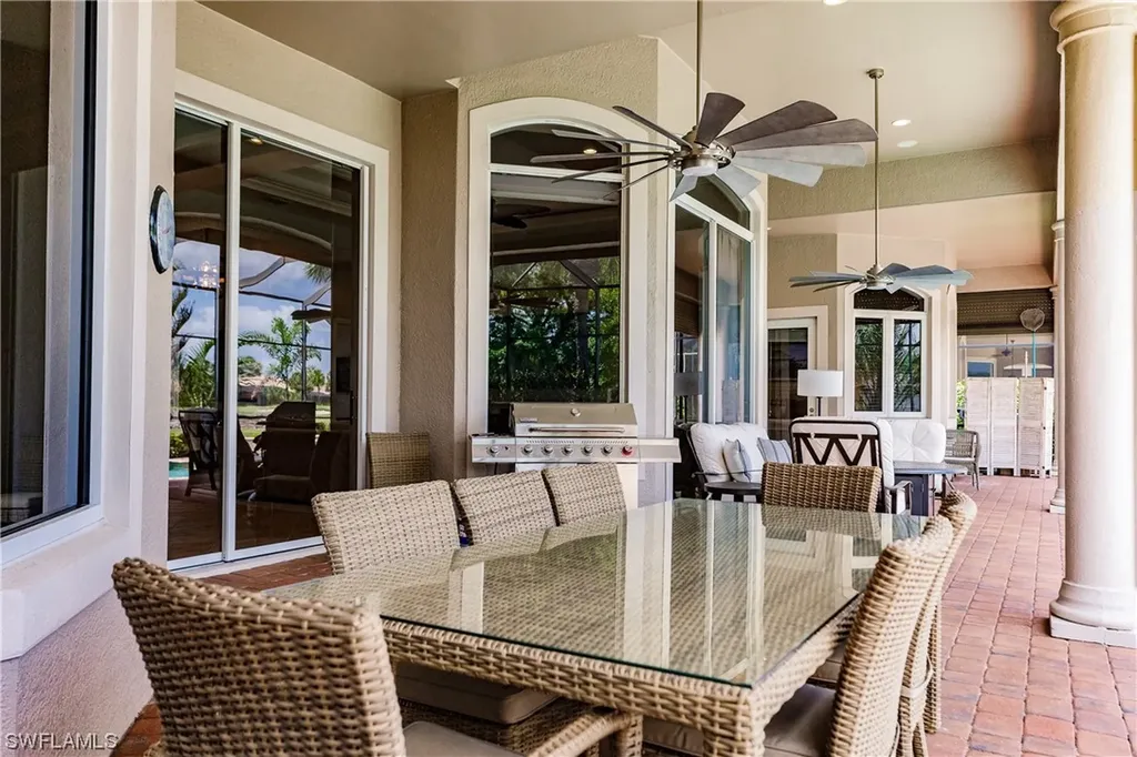 8898 Shenendoah Circle Naples FL 34113
