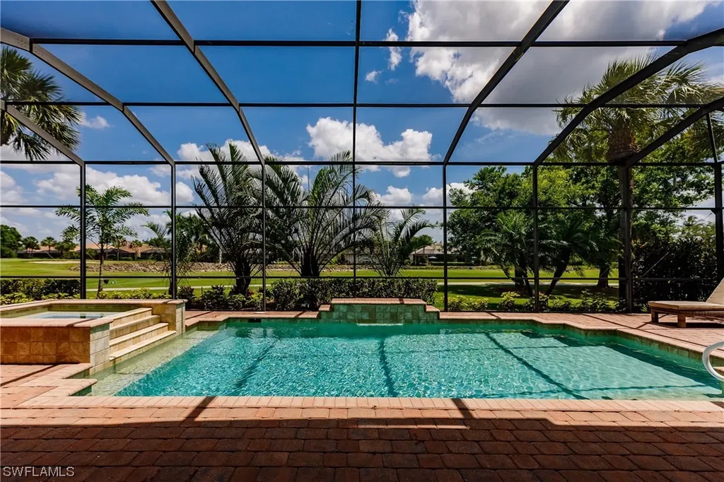 8898 Shenendoah Circle Naples FL 34113
