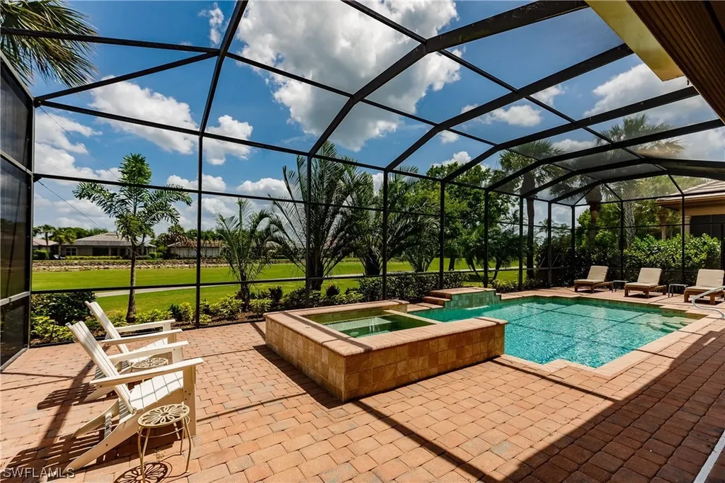 8898 Shenendoah Circle Naples FL 34113