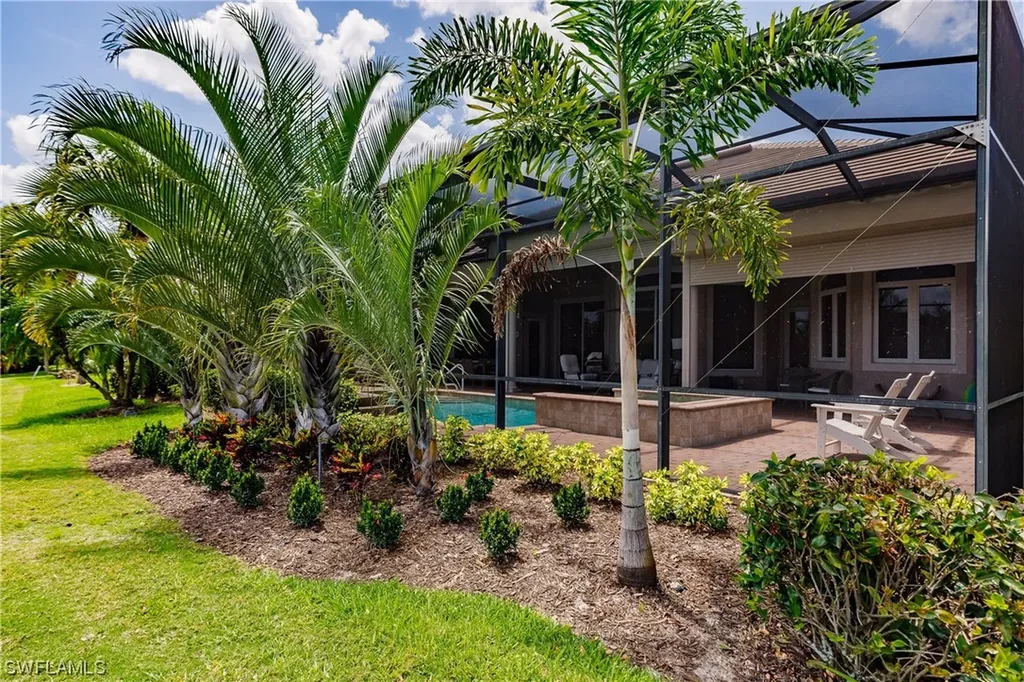 8898 Shenendoah Circle Naples FL 34113