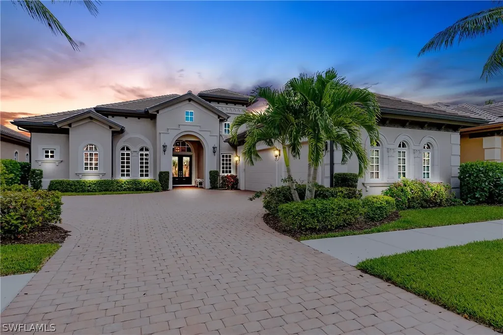8898 Shenendoah Circle Naples FL 34113