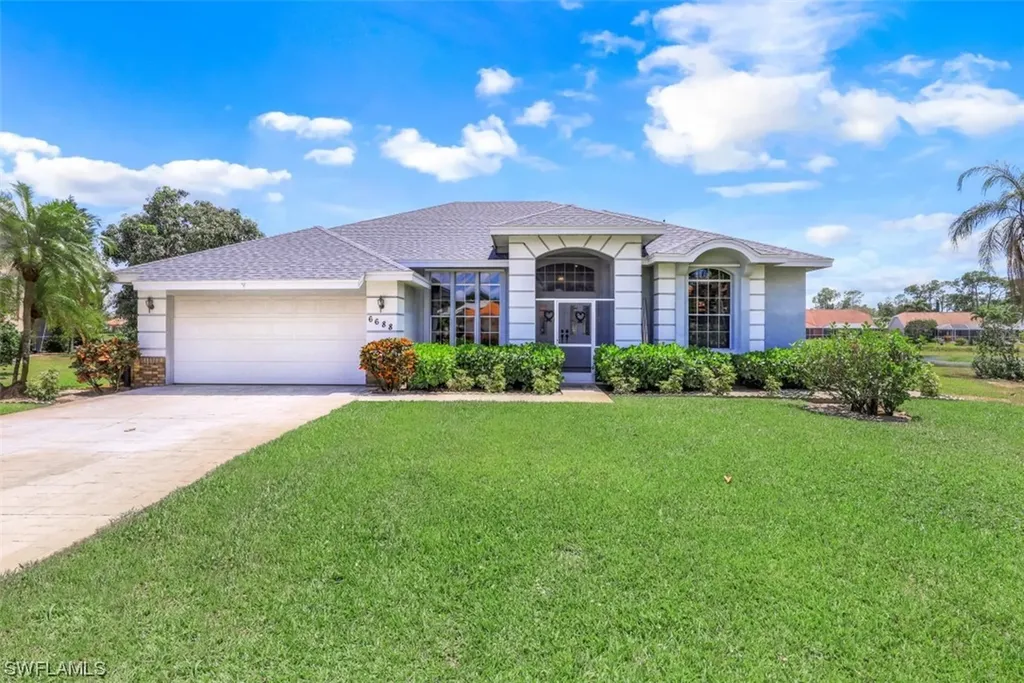 6688 Huntley Lane S Naples FL 34104
