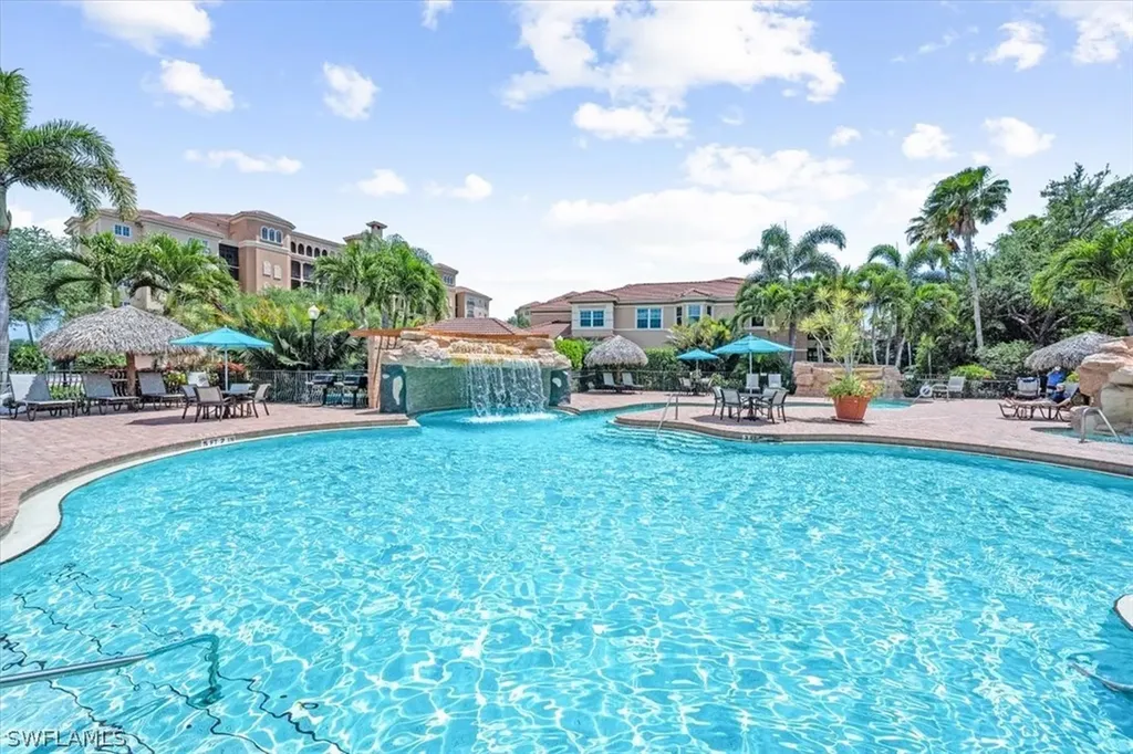575 El Camino Real Naples FL 34119